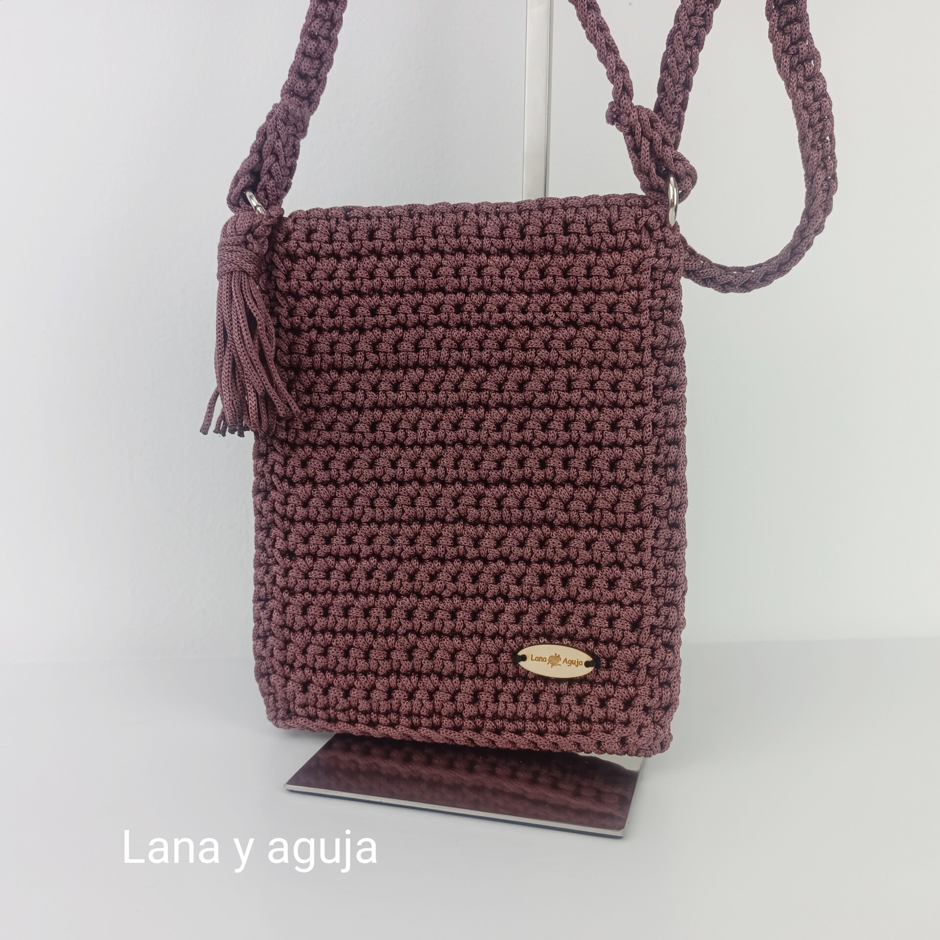 Bolso de crochet, tejido a mano, diseño original, hilo trenzado. - 4