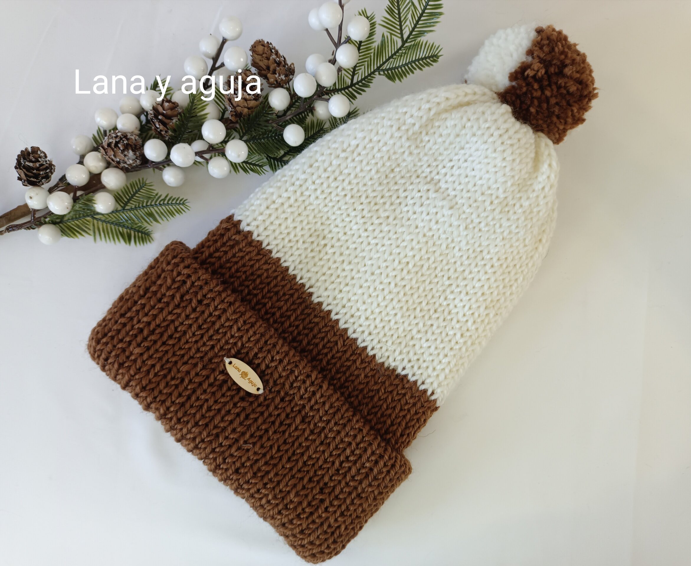 Gorro de lana, tejido a mano, gorro invierno con pompón. - 5