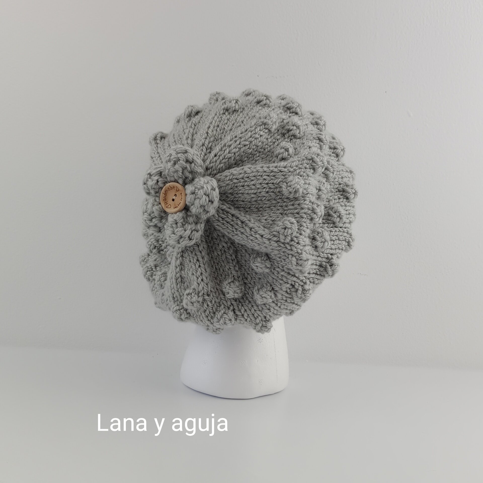 Sombrero tejido, gorro invierno, boina de lana color gris claro. - 4