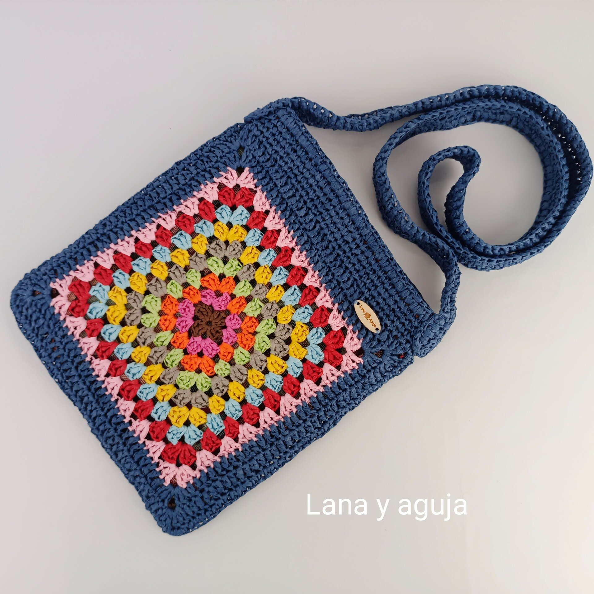 Bolso modelo Luna, bolso de hombro, tejido con rafia muy ligero. - 7