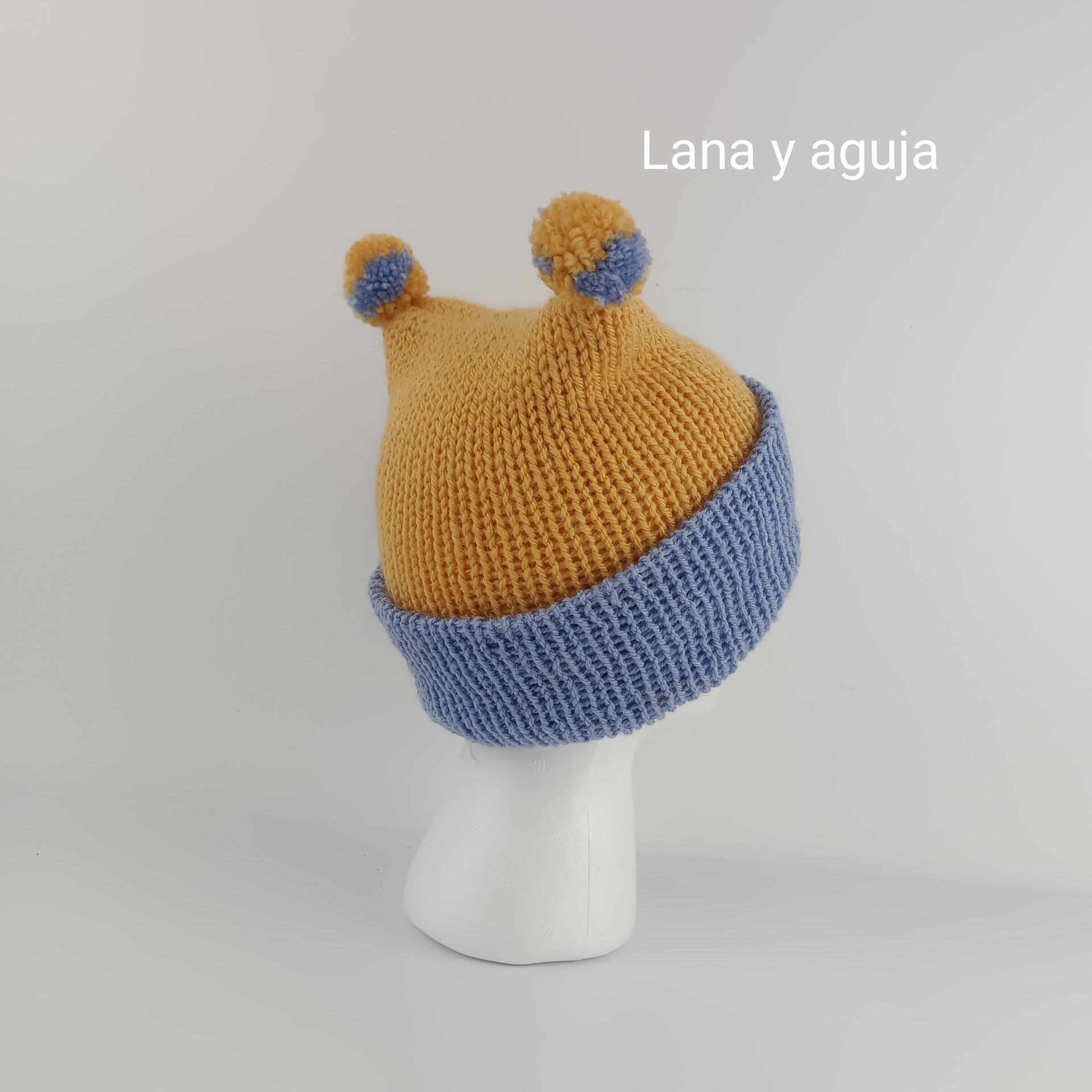 Gorro para chica, gorro tejido para invierno, gorro con orejas. - 2