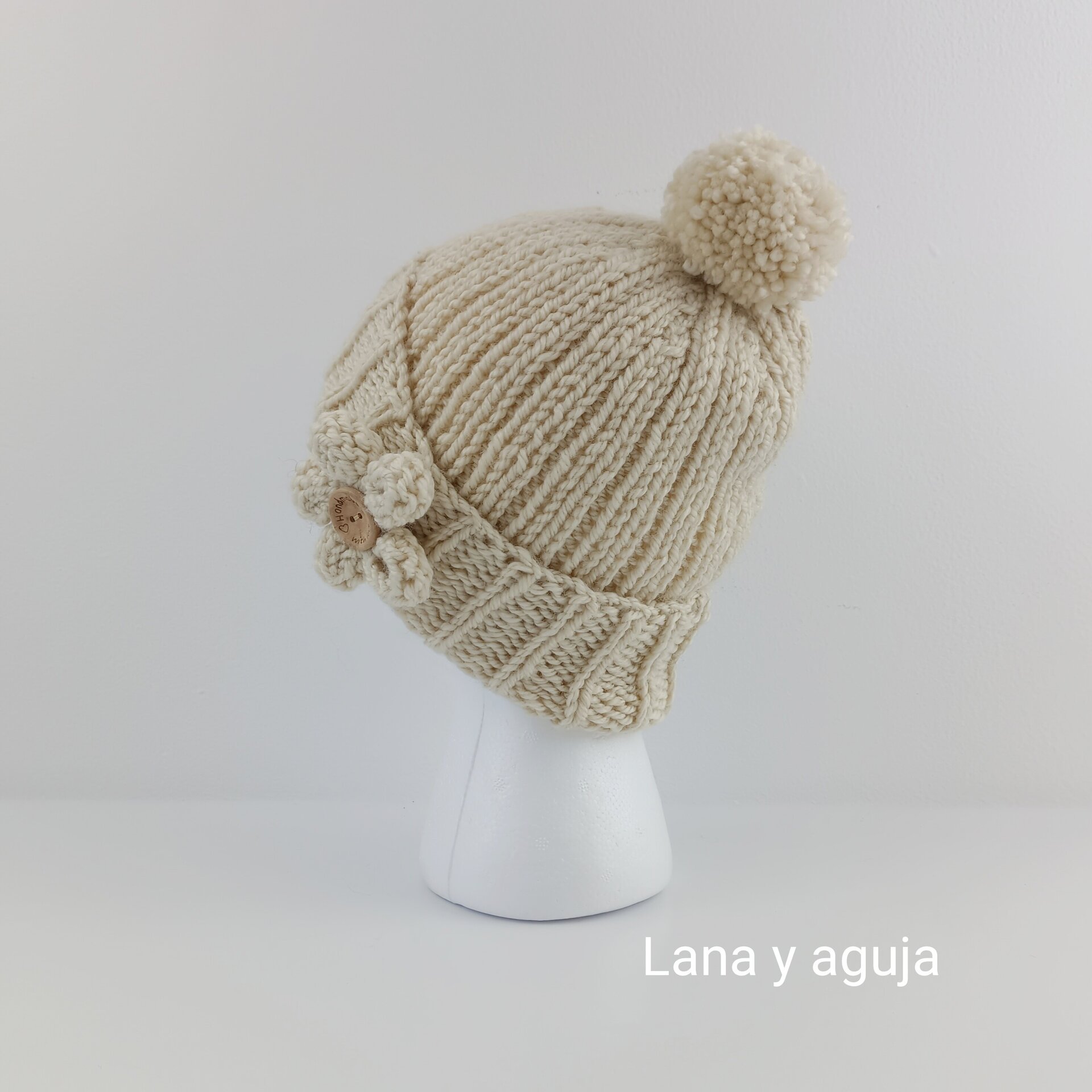 Gorro de lana para mujer, regalo único, sombrero con pompón. - 2