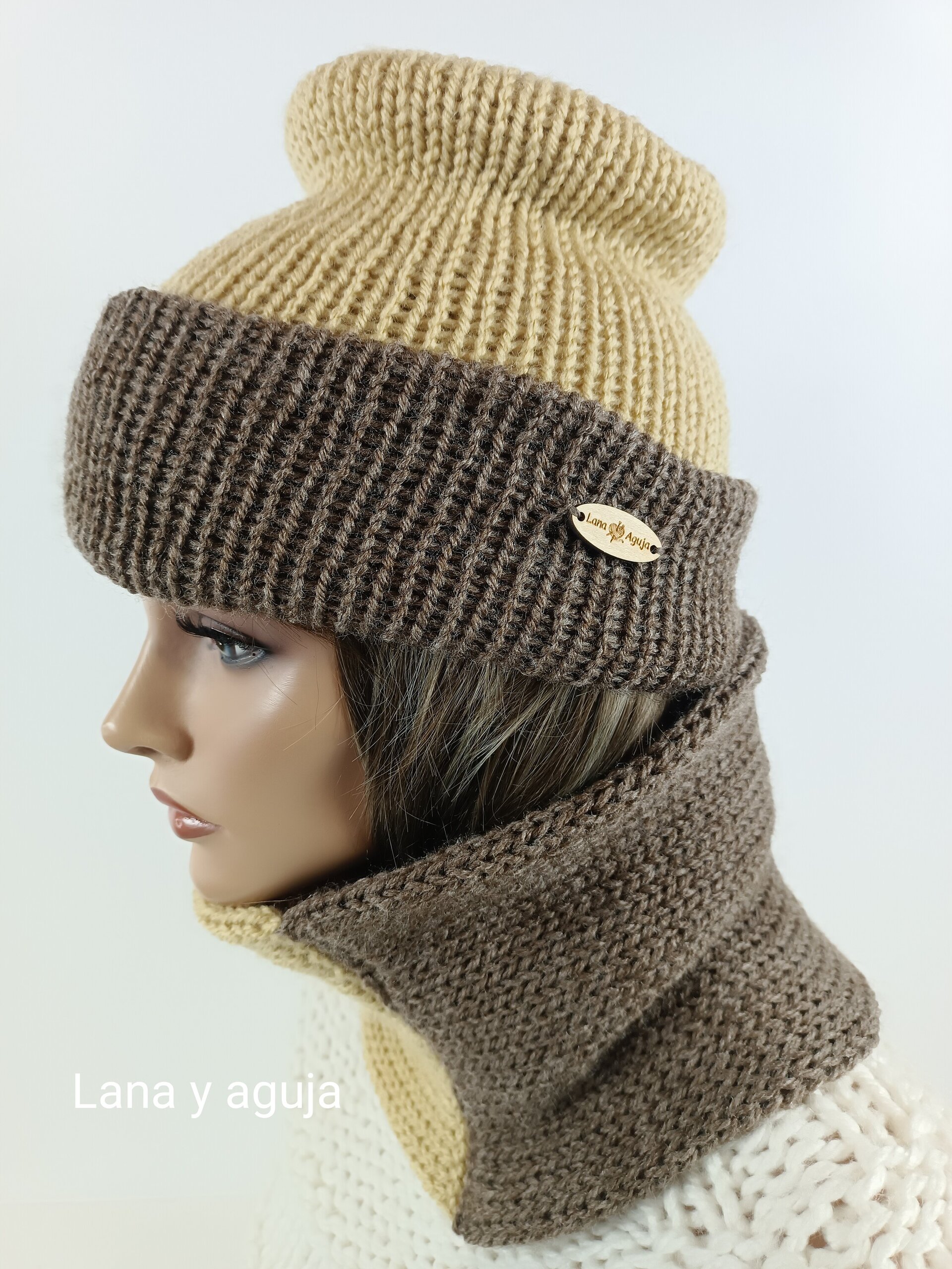 Conjunto de gorro y cuello, tejido a mano. VARIOS COLORES. - 8