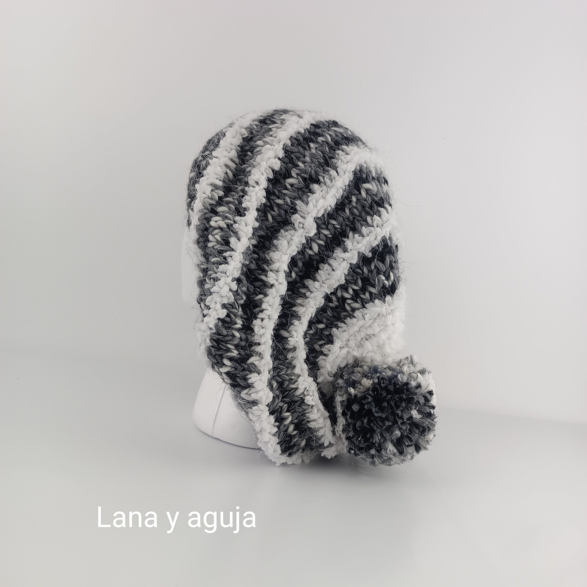 Gorro holgado, boina suelta, tejido a mano. - 2