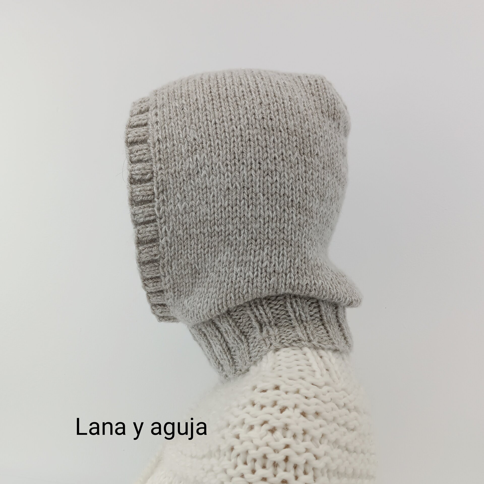 Balaclava tejida para mujer. Tejido a mano. - 2