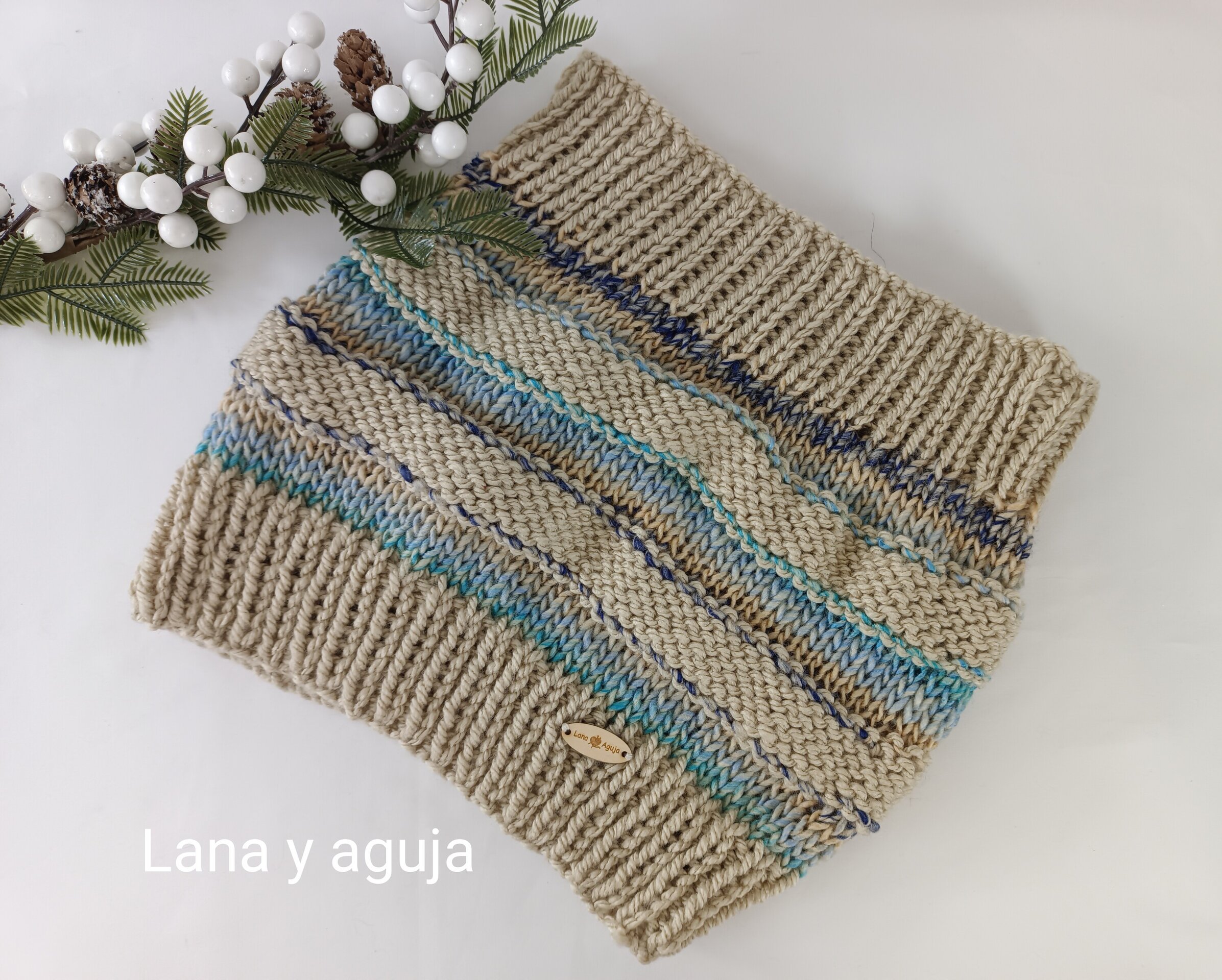 Cuello de lana tejido con dos agujas. Unisex - 6