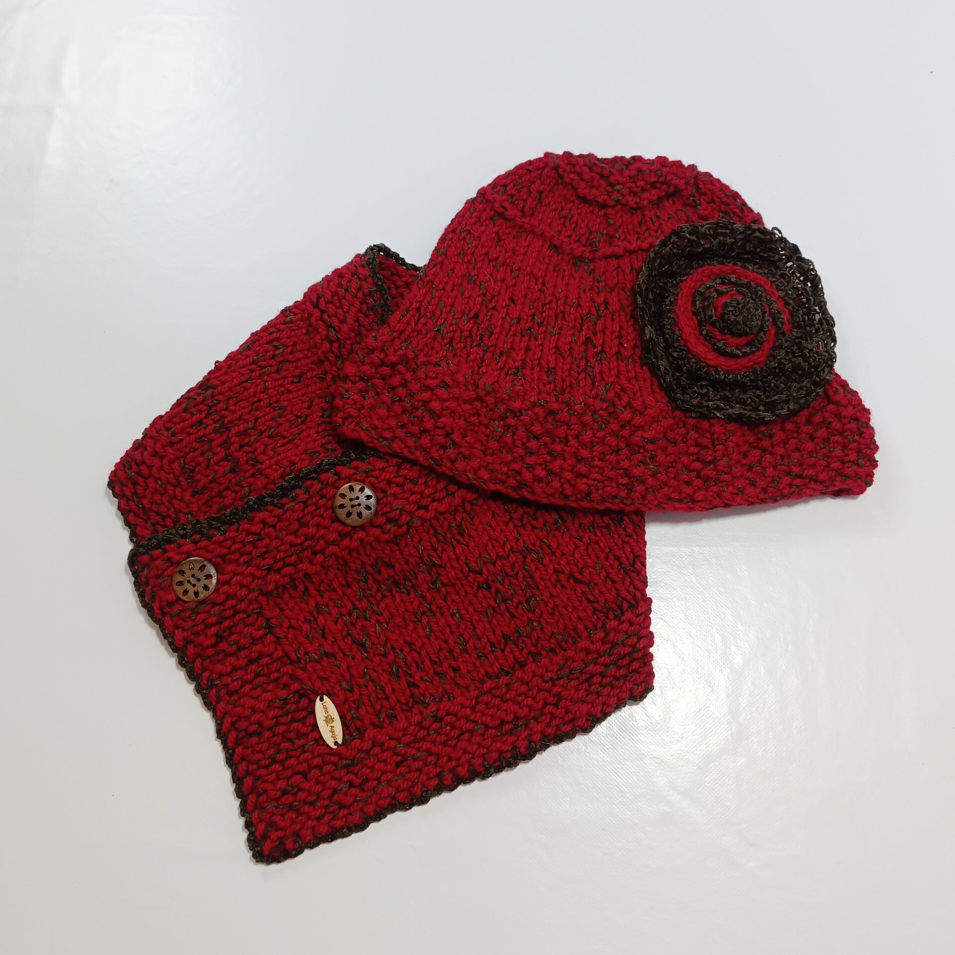 Conjunto de gorro y cuello de lana estilo años 20, tejido a mano. - 1