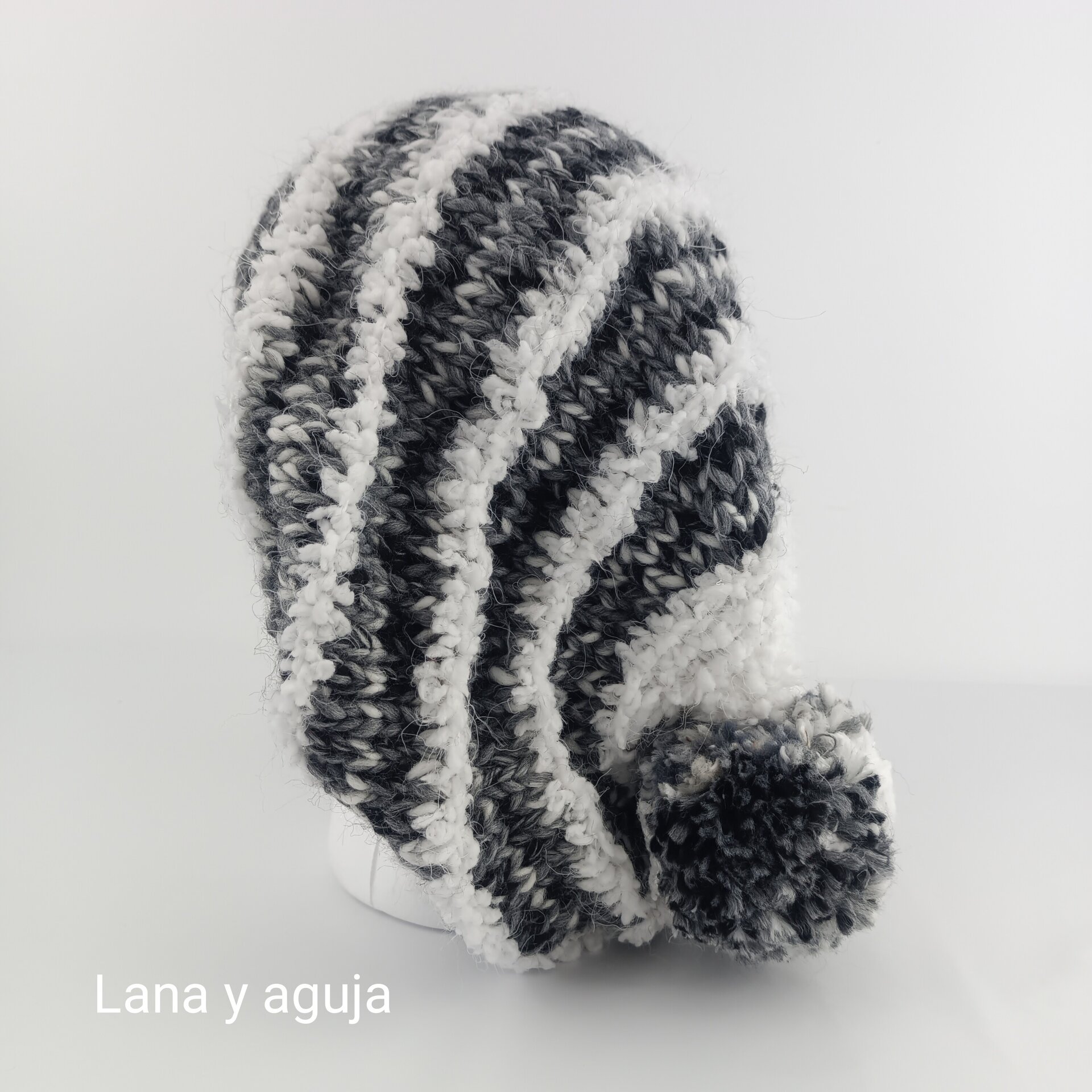 Gorro holgado, boina suelta, tejido a mano. - 5