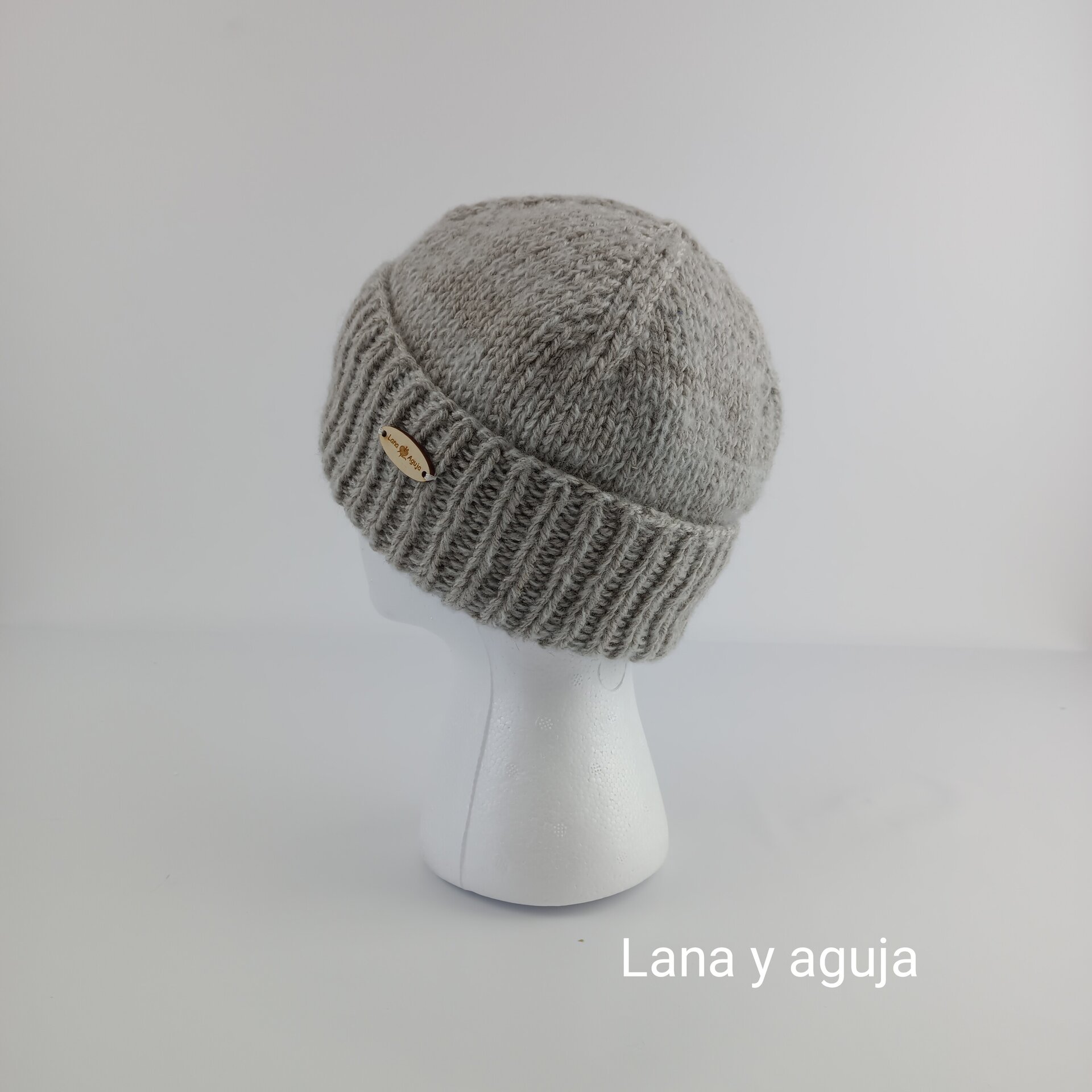 Gorro de lana tejido a mano, unisex, modelo nórdico. VARIOS COLORES - 2