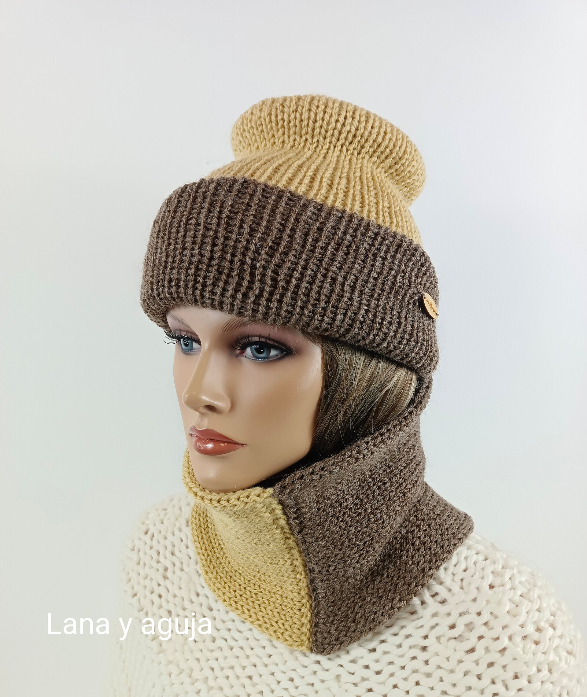 Conjunto de gorro y cuello, tejido a mano. VARIOS COLORES. - 7