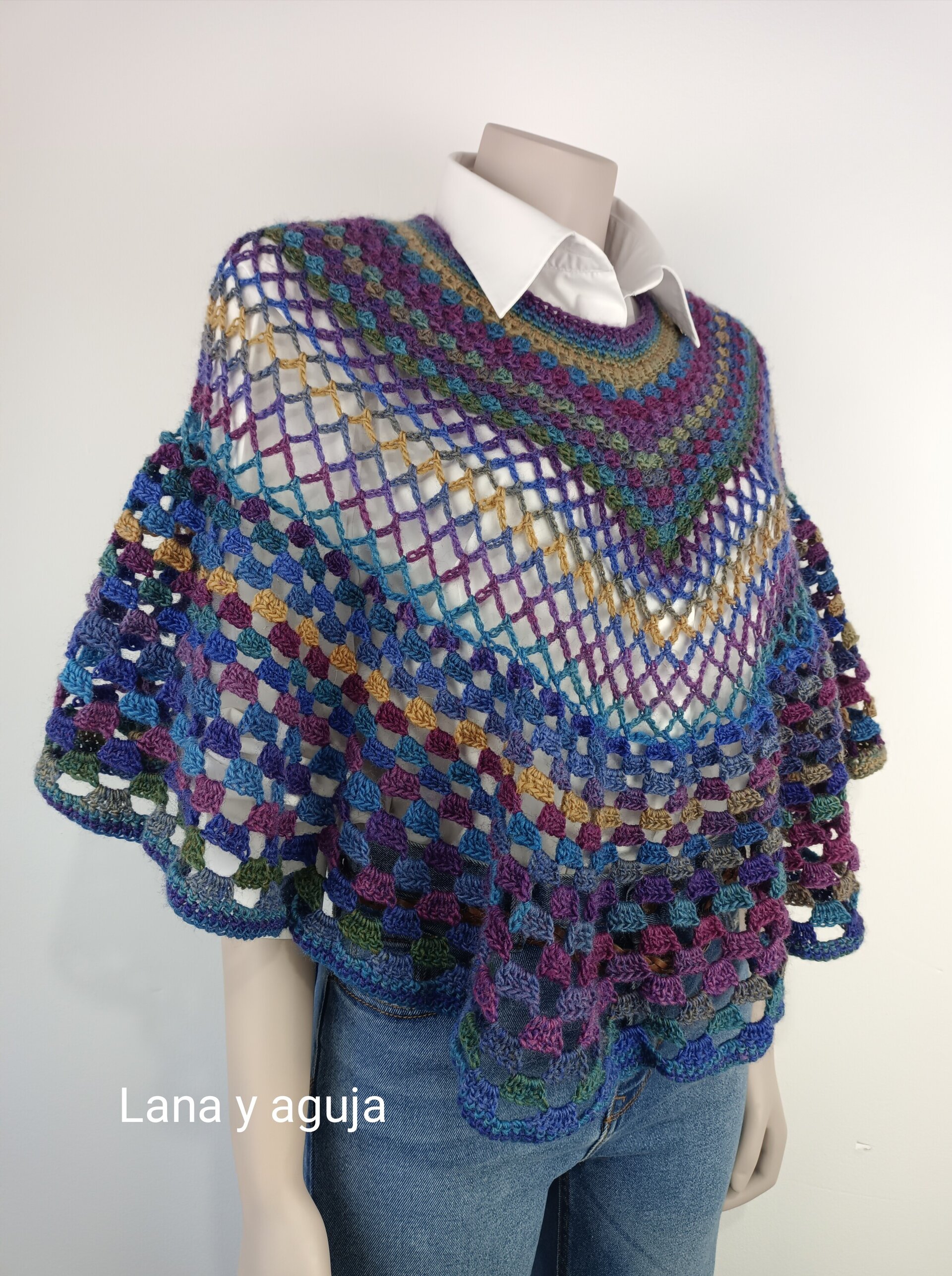 Poncho de crochet, TALLA M-L, capa para mujer, tejido a mano. VARIOS COLORES. - 2