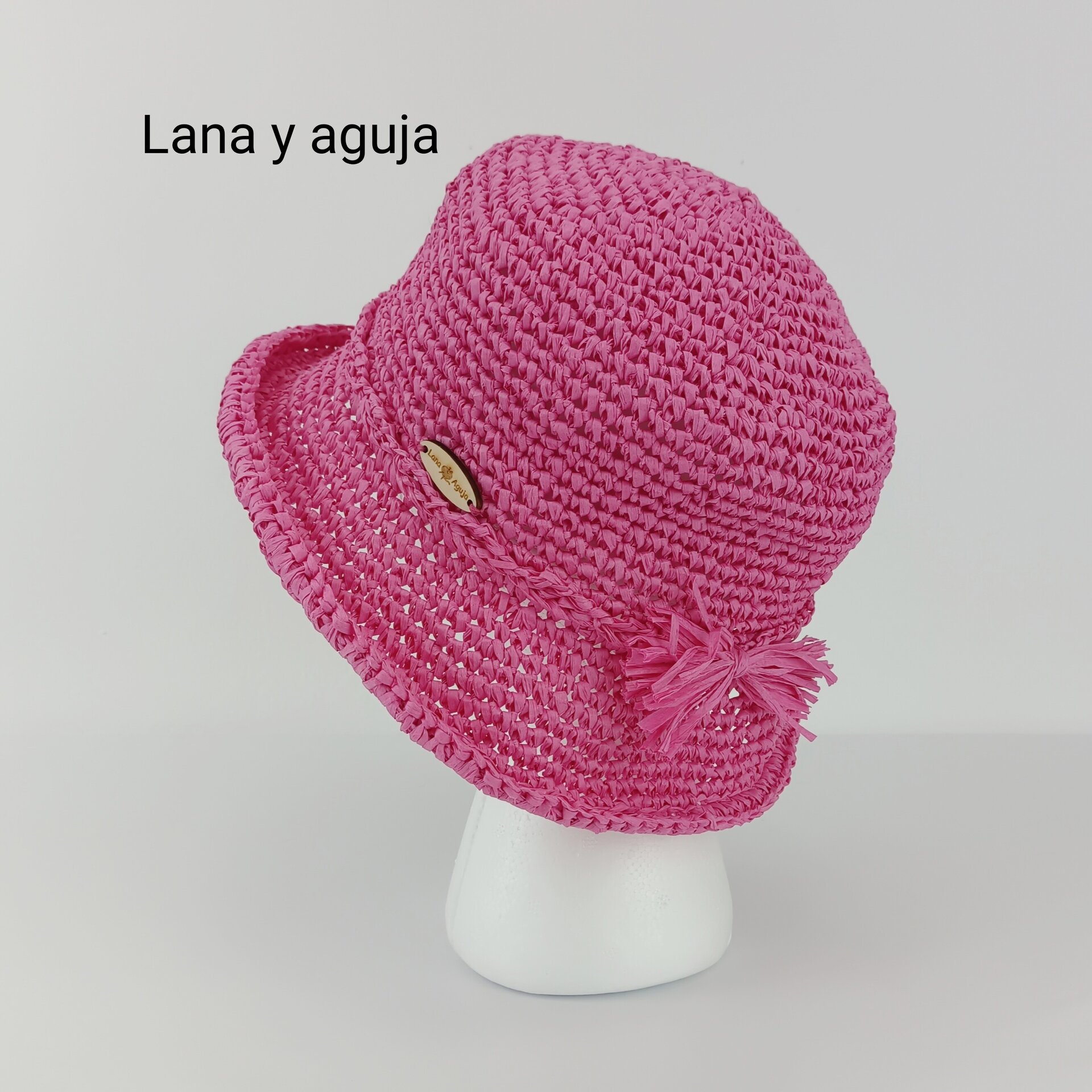 Sombrero de mujer para verano, bucket hat, gorro de cubo en rafia. - 5
