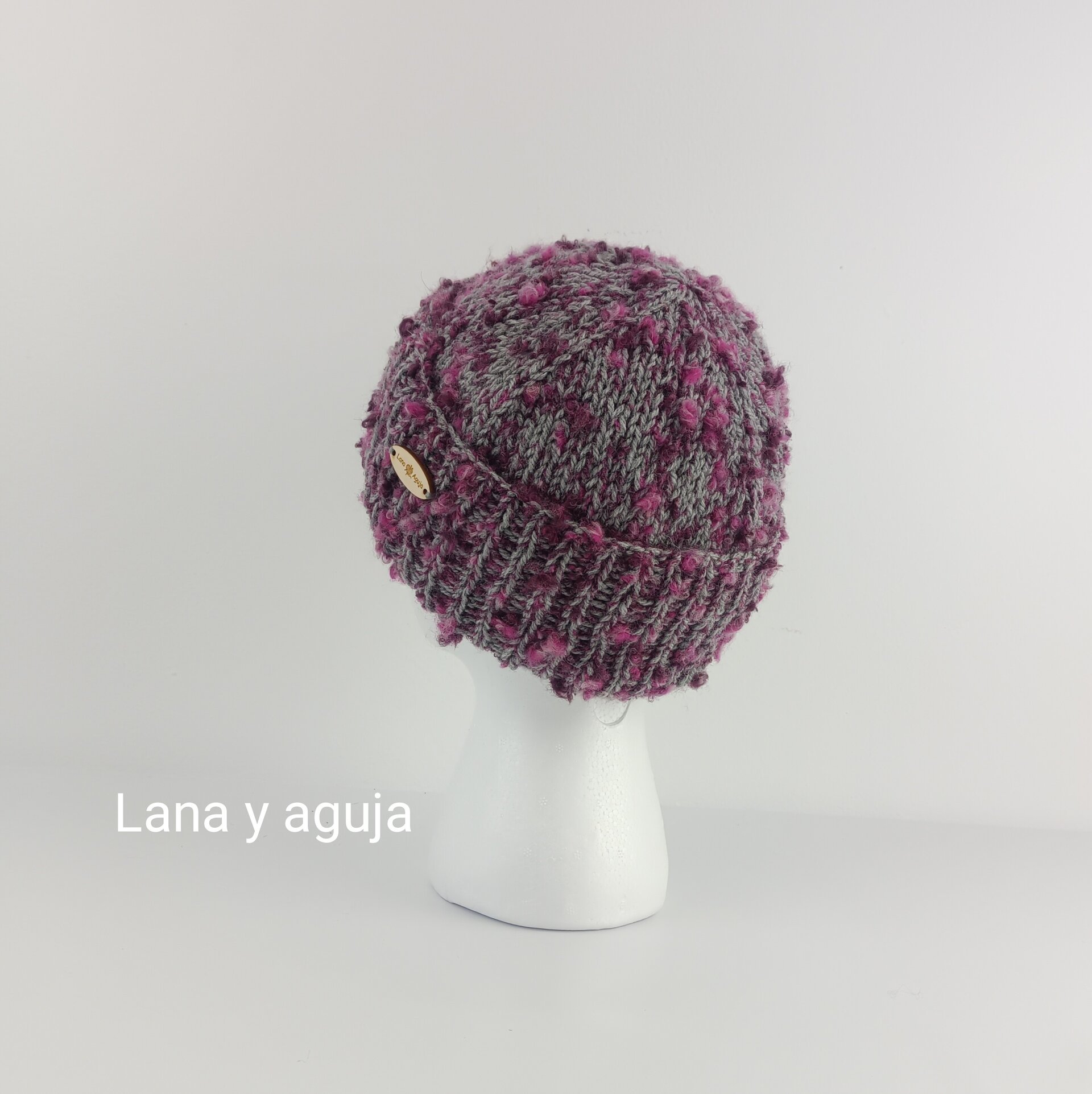 Gorro de lana tejido a mano, unisex, modelo nórdico. VARIOS COLORES - 10