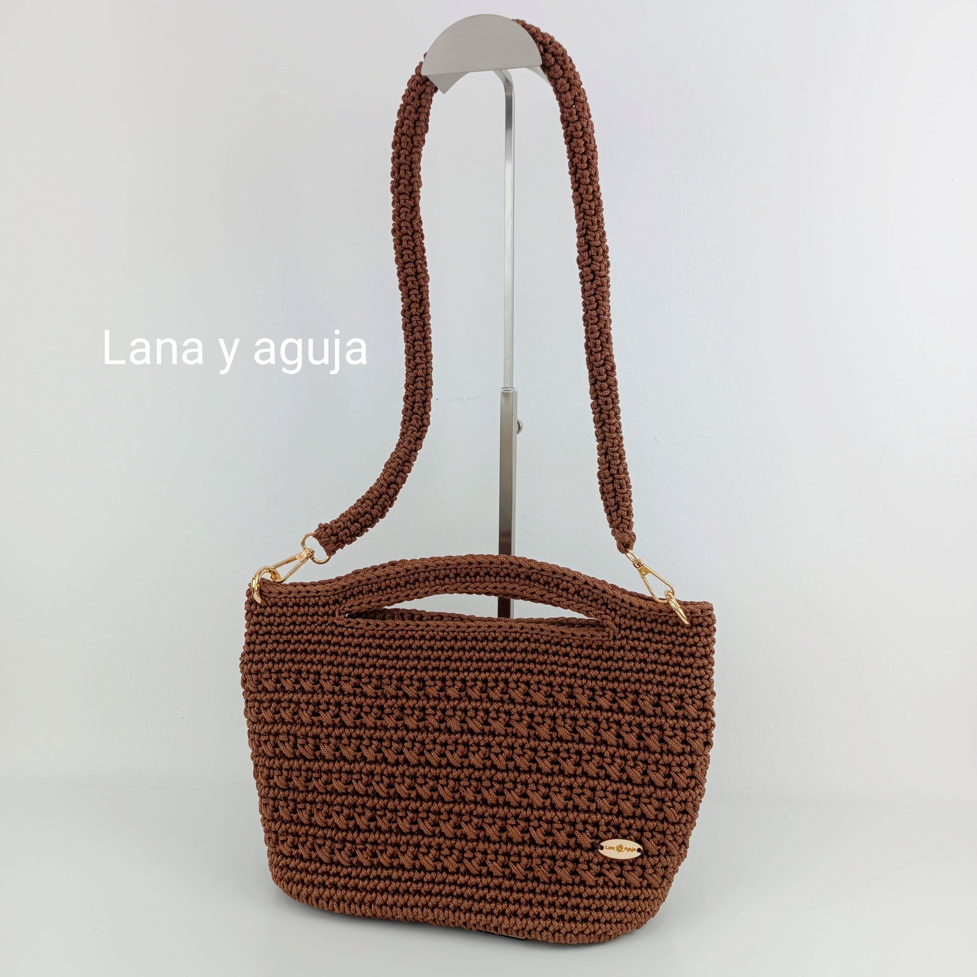 Bolso de crochet, Modelo Isabella, estilo doctor. - 3