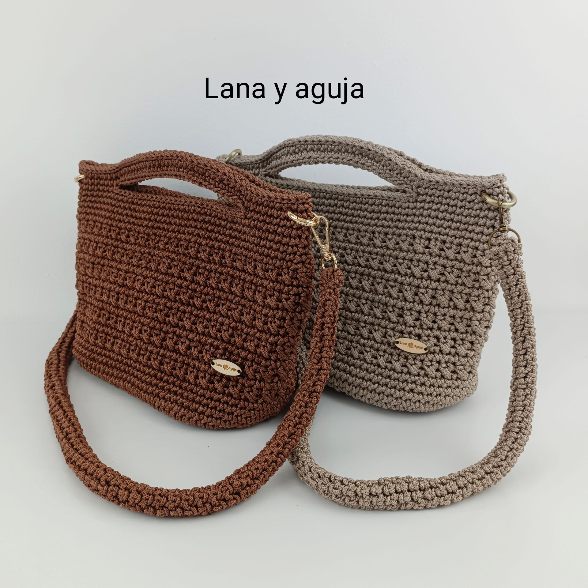 Bolso de crochet, Modelo Isabella, estilo doctor. - 2