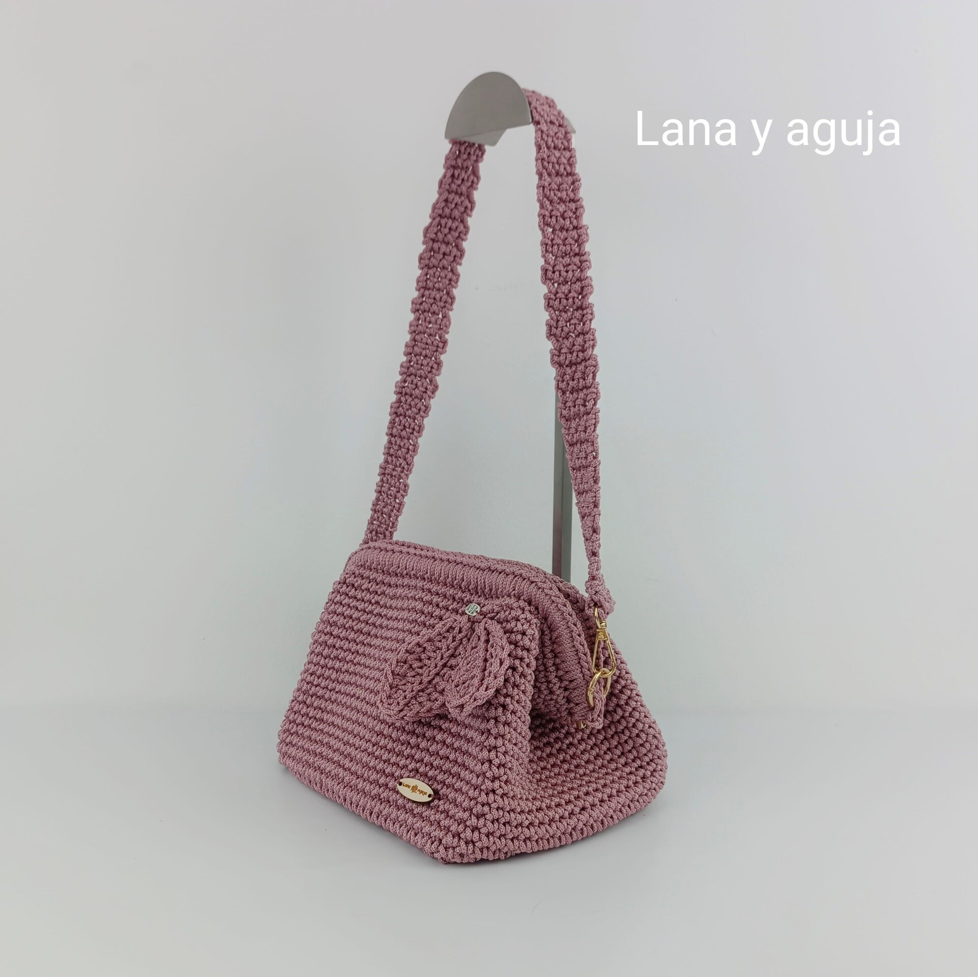 Bolso de crochet, Modelo Noa, tejido a mano, estilo doctor. - 3