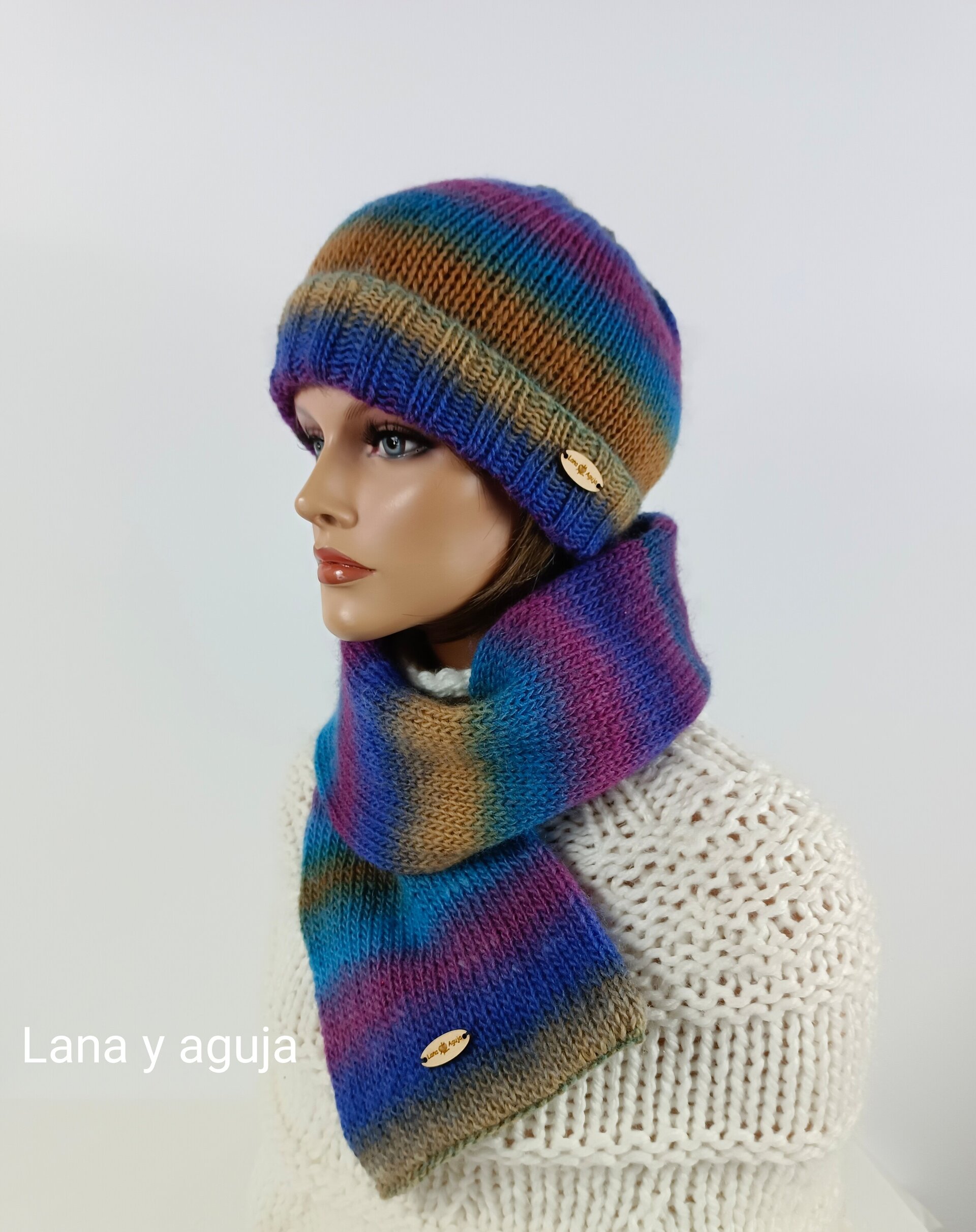 Conjunto de gorro y bufanda de lana, hecho a mano. VARIOS COLORES. - 9
