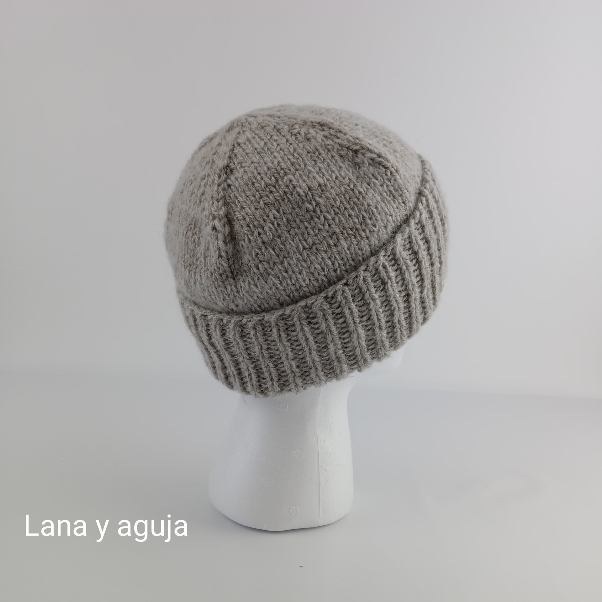 Gorro de lana tejido a mano, unisex, modelo nórdico. VARIOS COLORES - 3