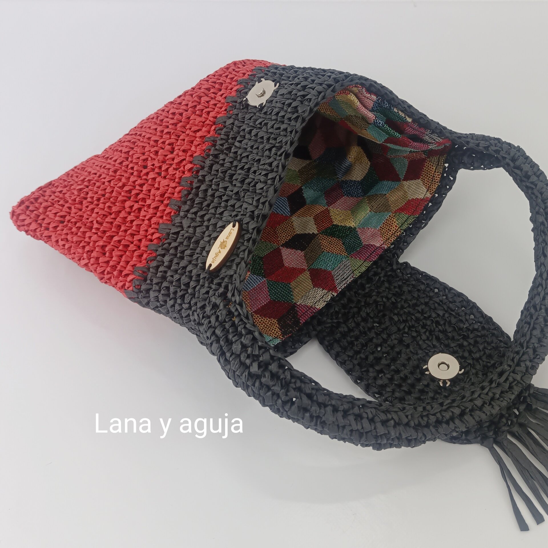 Bolso de crochet, rafia, tejido a mano, diseño original, bolsillo interior. - 3