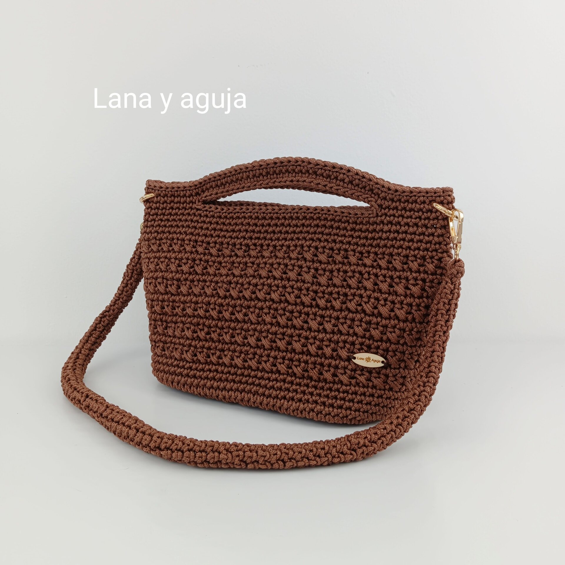 Bolso de crochet, Modelo Isabella, estilo doctor. - 5